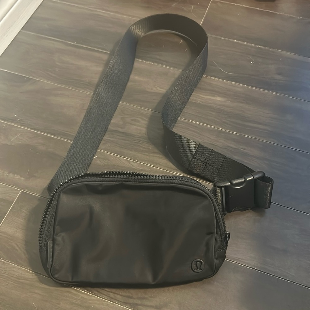 Lululemon Belt Bag